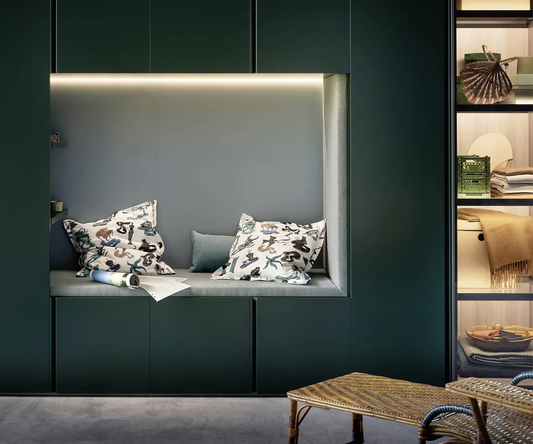 Novamobili Gola Kleiderschrank mit Sitzbank