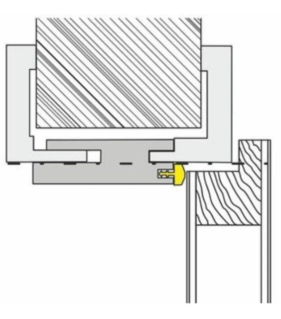 Weiße Innentür in CPL-Weisslack-Optik in einem hellen Wohnungsflur