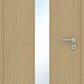 Beige Holzoptik-Innentür eingebaut – heller freundlicher Wohnraum