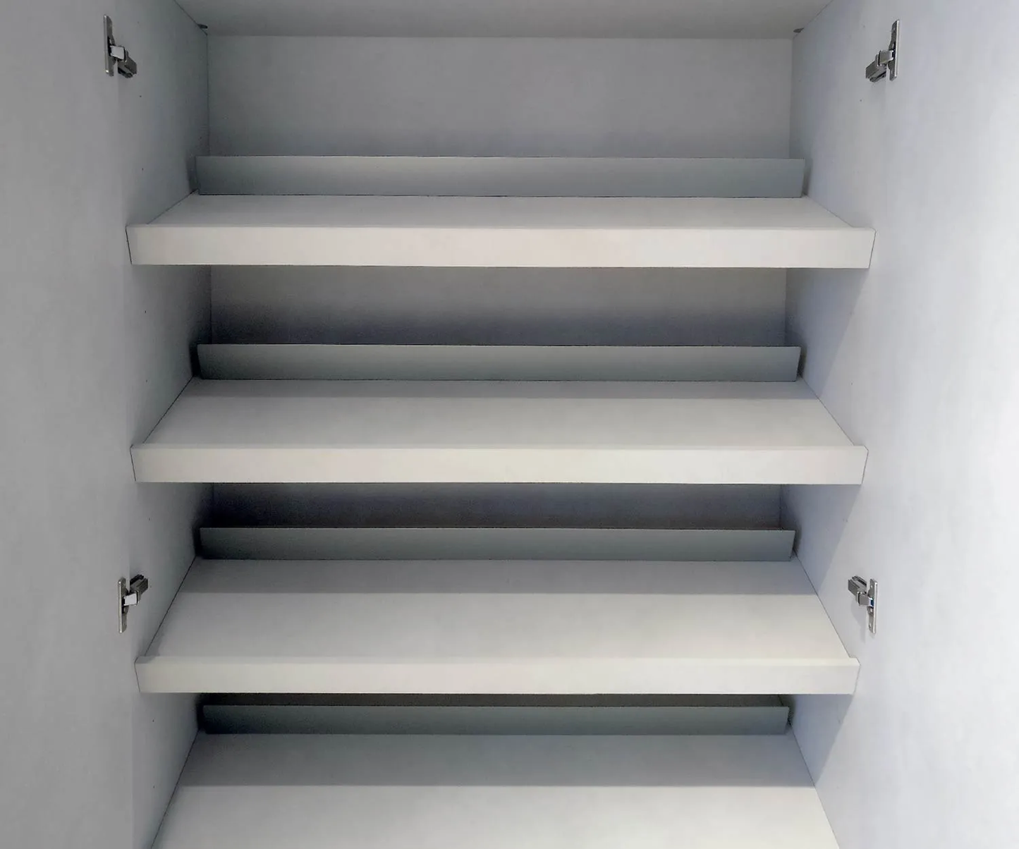 Livitalia Kleiderschrank Liscia Flügeltüren