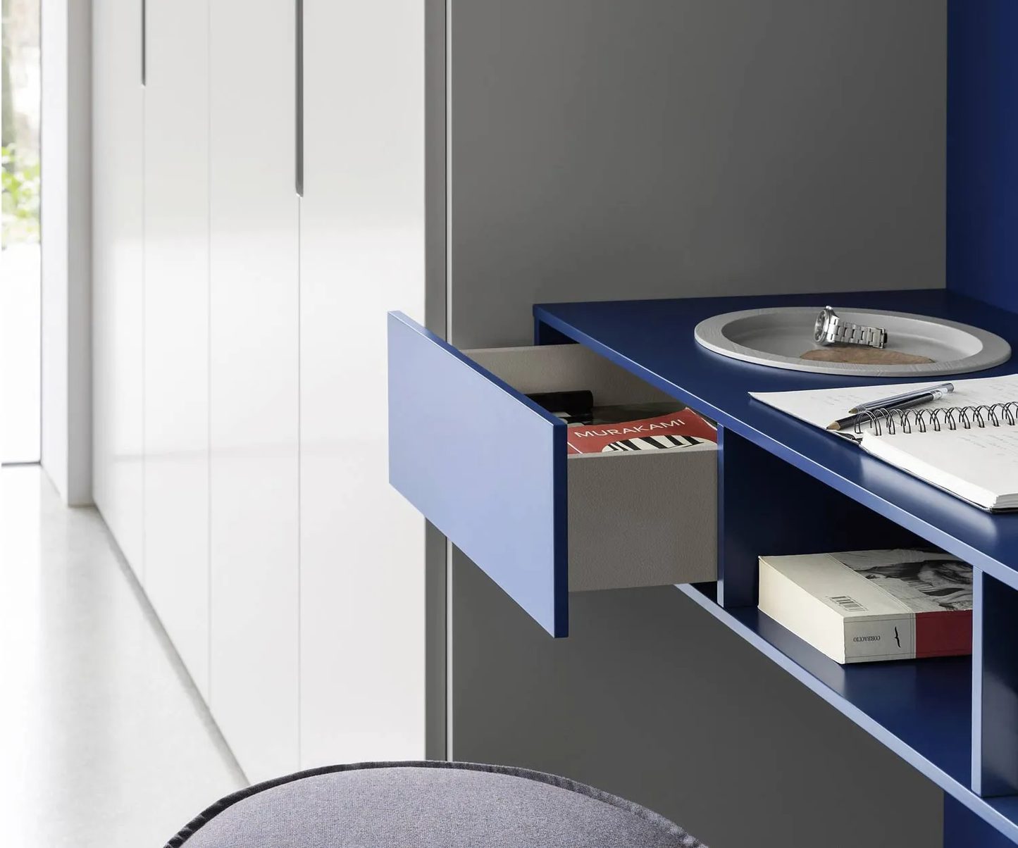 Novamobili Vico Kleiderschrank mit Schreibtisch